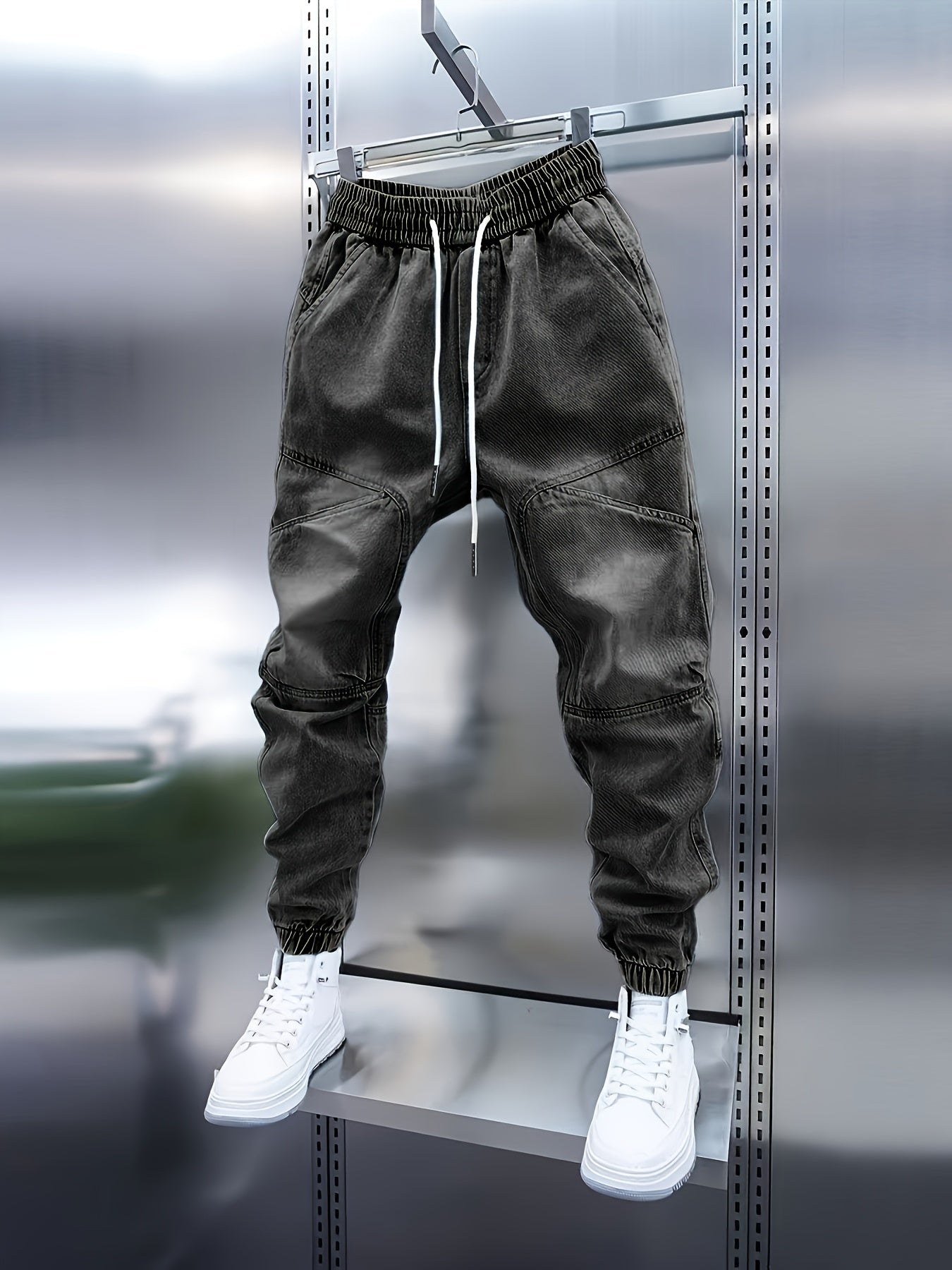 Men'S Four-Season Patchwork Cuffed Casual Jeans in Light Blue.