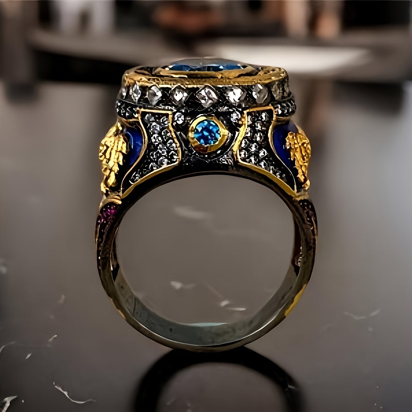 Vintage-Kriegerring, Doppeladler-Design, dunkelblaue Emaille-Elemente, Ring mit synthetischen Edelsteinen, Herrenring im Vintage-Stil, Granat-Imitat