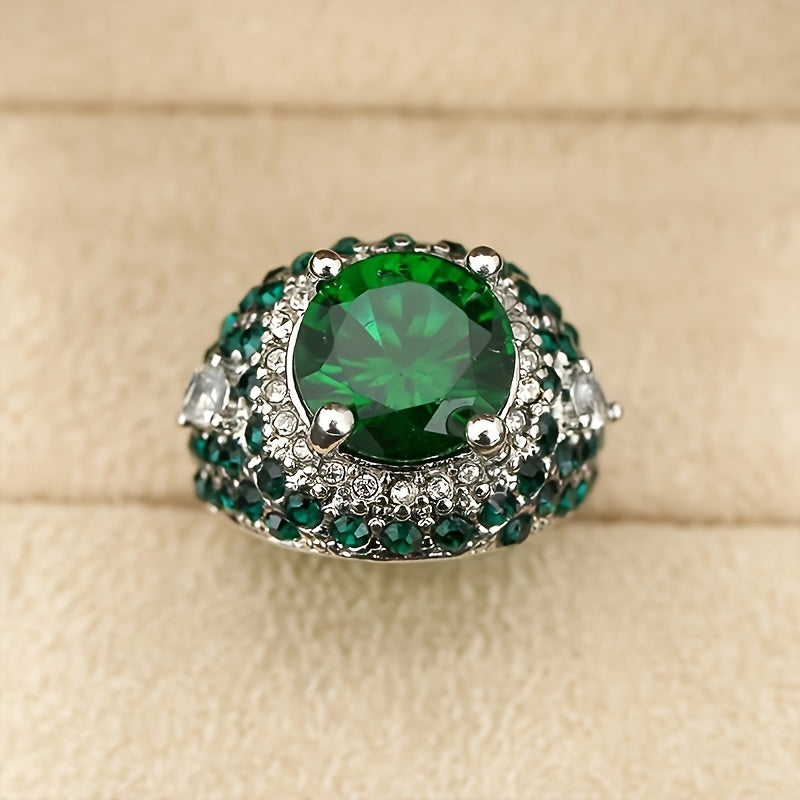 Luxurious Ring - Round Green Cubic Zirconia