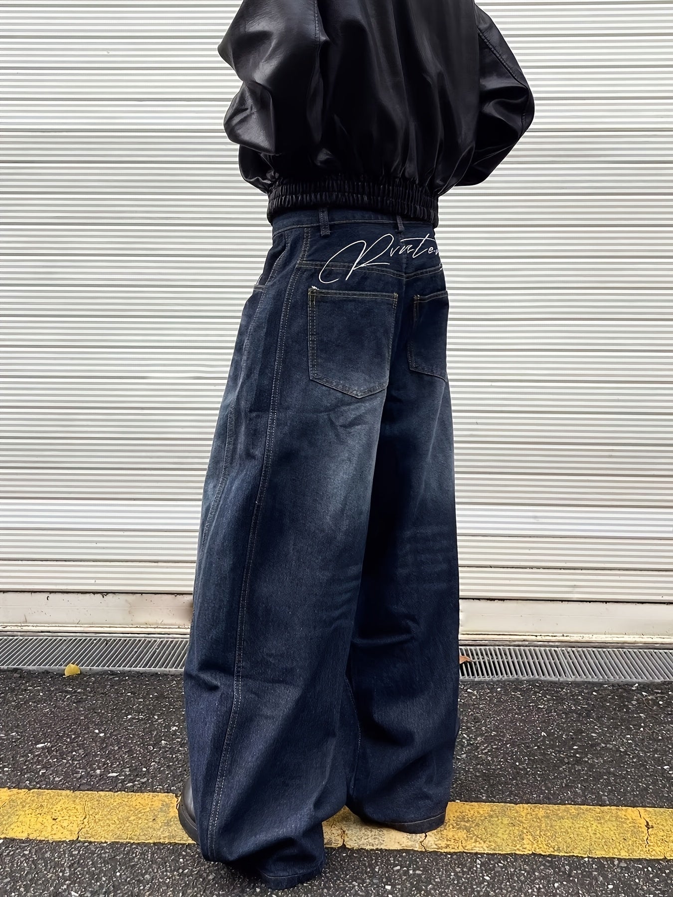 Men's Vintage Washed Distressed Denim - Loose Straight-Leg