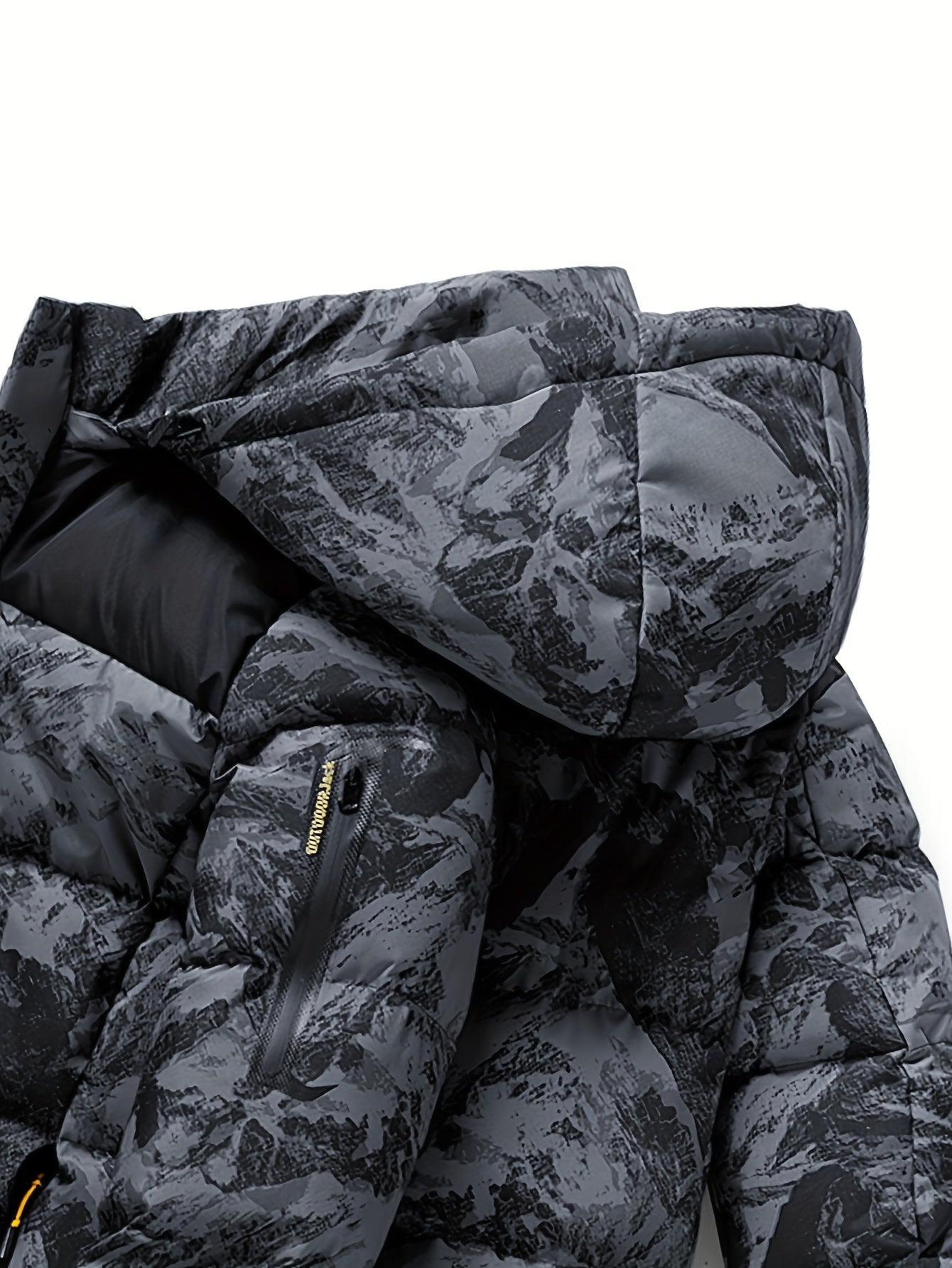 Men's Winter Heavy-Duty Camo Jacket - Hooded Parka Coat