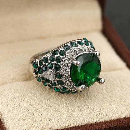 Luxurious Ring - Round Green Cubic Zirconia