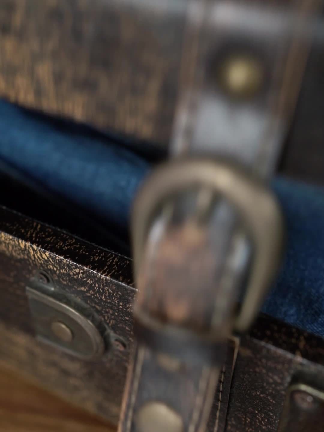 Men's Slim-Fit Stretch Denim - Button-Fly Skinny Jeans