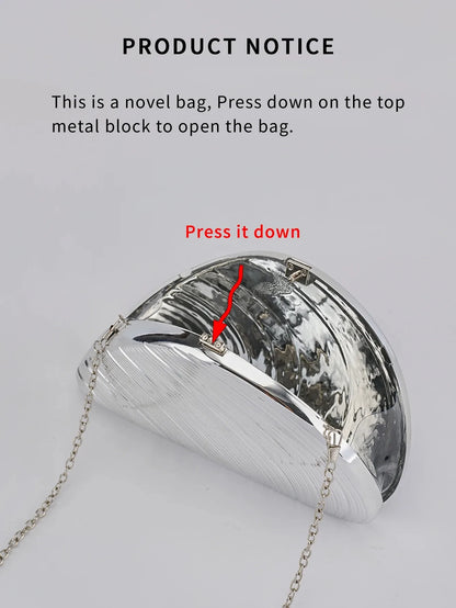 Große Retro-Tasche aus gold-silbernem Metall und Acryl, ideal für festliche Anlässe, Partys, als Umhängetasche oder Crossbody-Tasche.