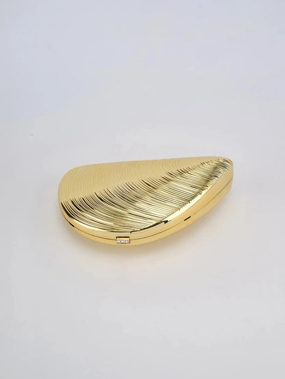 Große Retro-Tasche aus gold-silbernem Metall und Acryl, ideal für festliche Anlässe, Partys, als Umhängetasche oder Crossbody-Tasche.