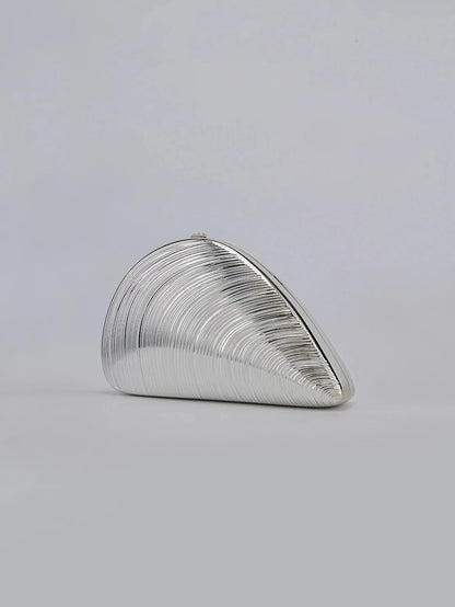 Große Retro-Tasche aus gold-silbernem Metall und Acryl, ideal für festliche Anlässe, Partys, als Umhängetasche oder Crossbody-Tasche.