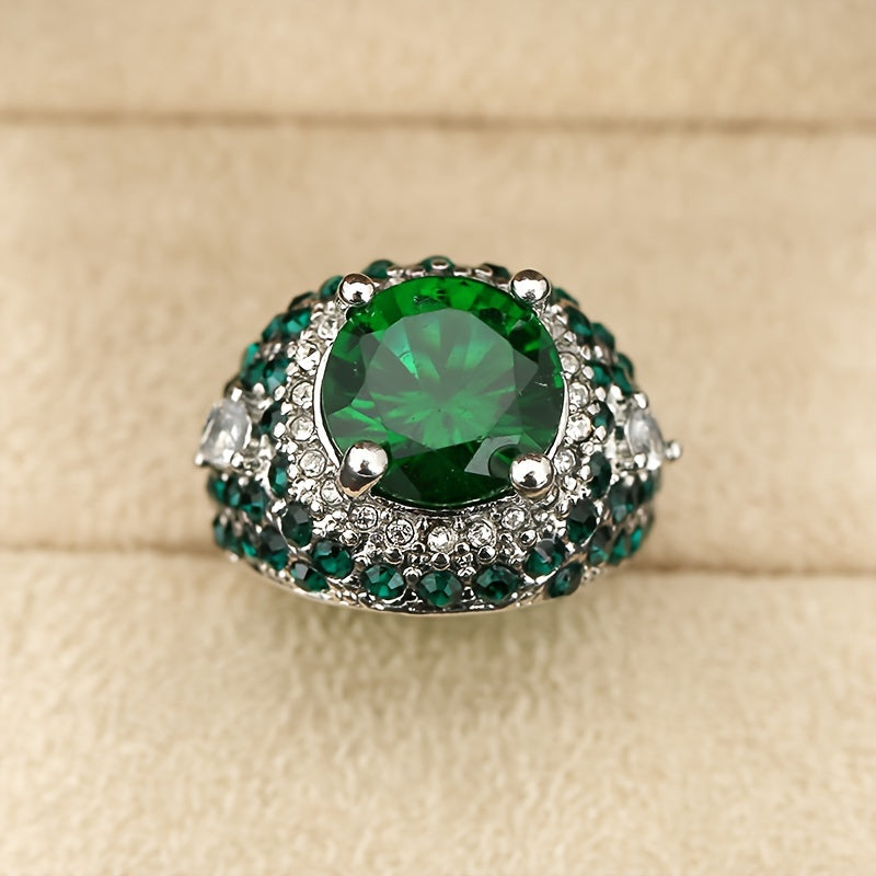 Luxurious Ring - Round Green Cubic Zirconia