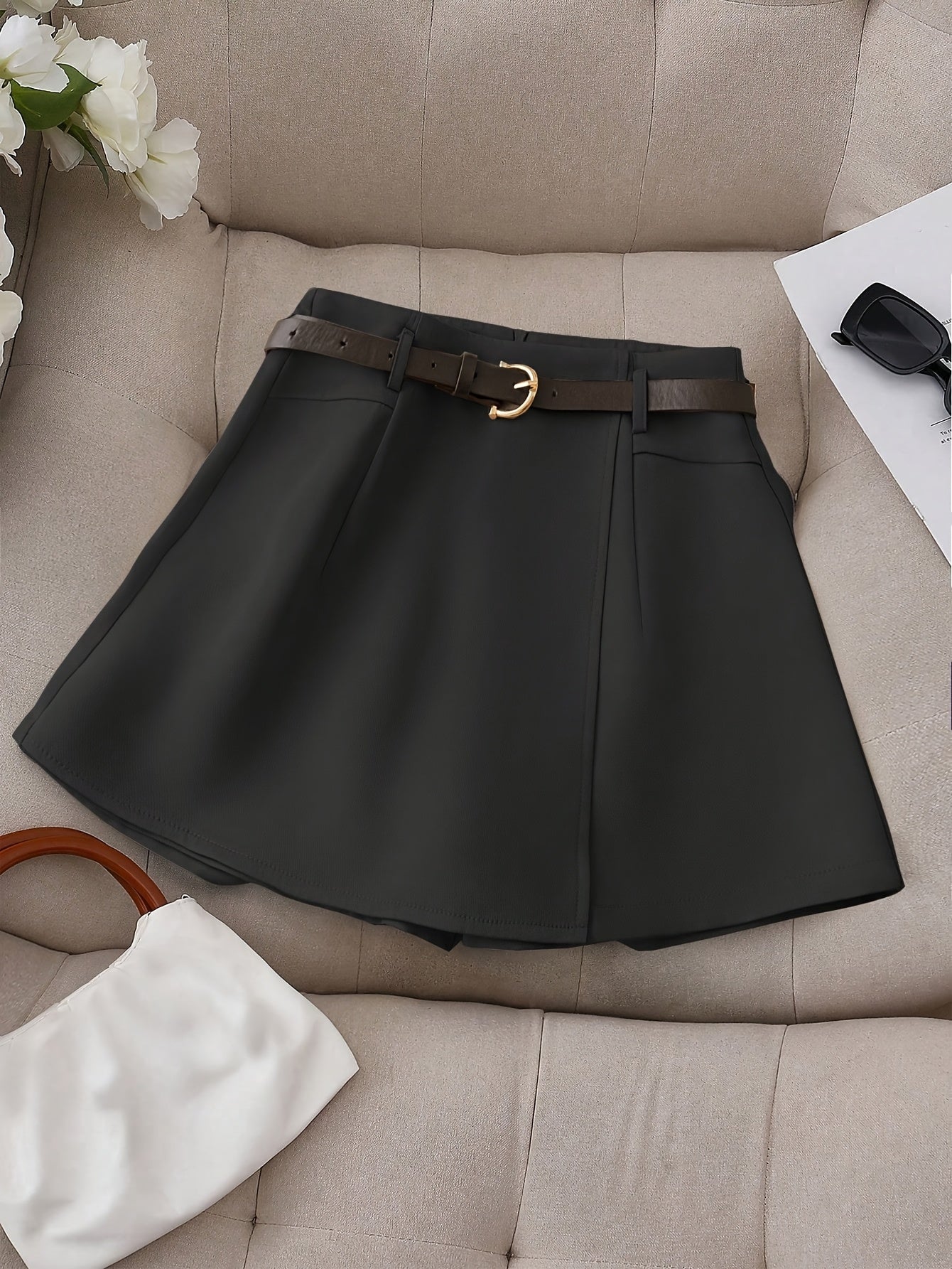 Women's Fashion Solid Color Shorts - Faux Pocket with Belt