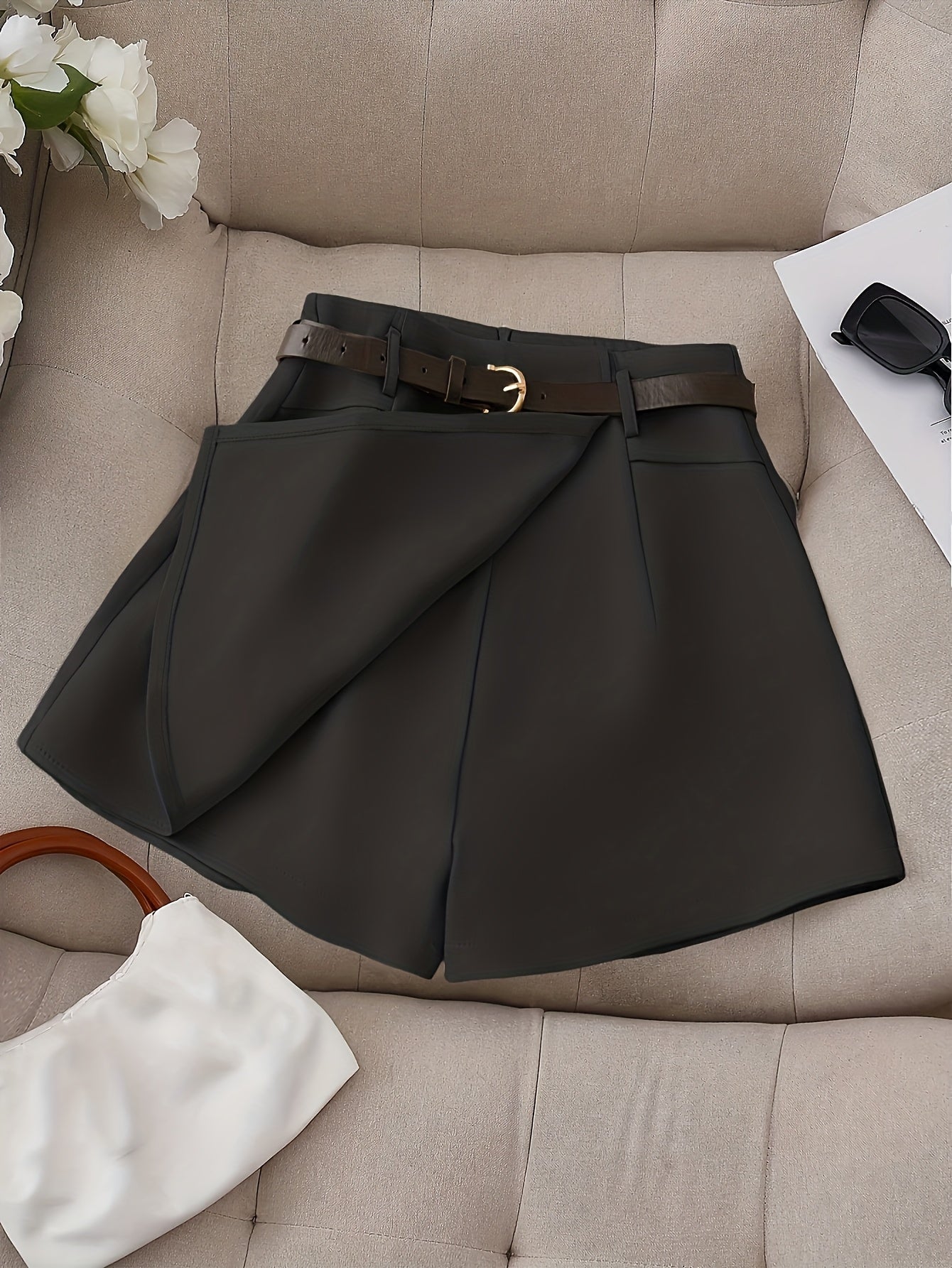 Women's Fashion Solid Color Shorts - Faux Pocket with Belt