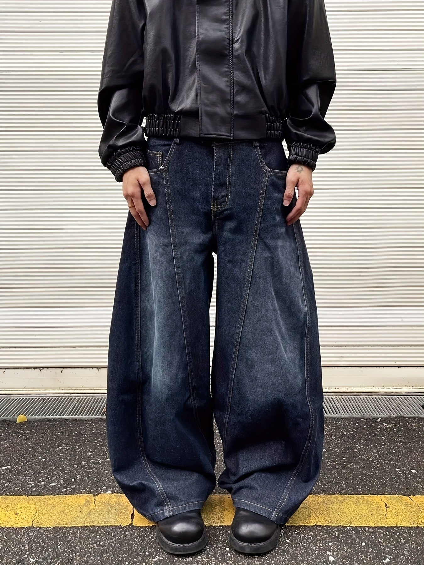 Men's Vintage Washed Distressed Denim - Loose Straight-Leg