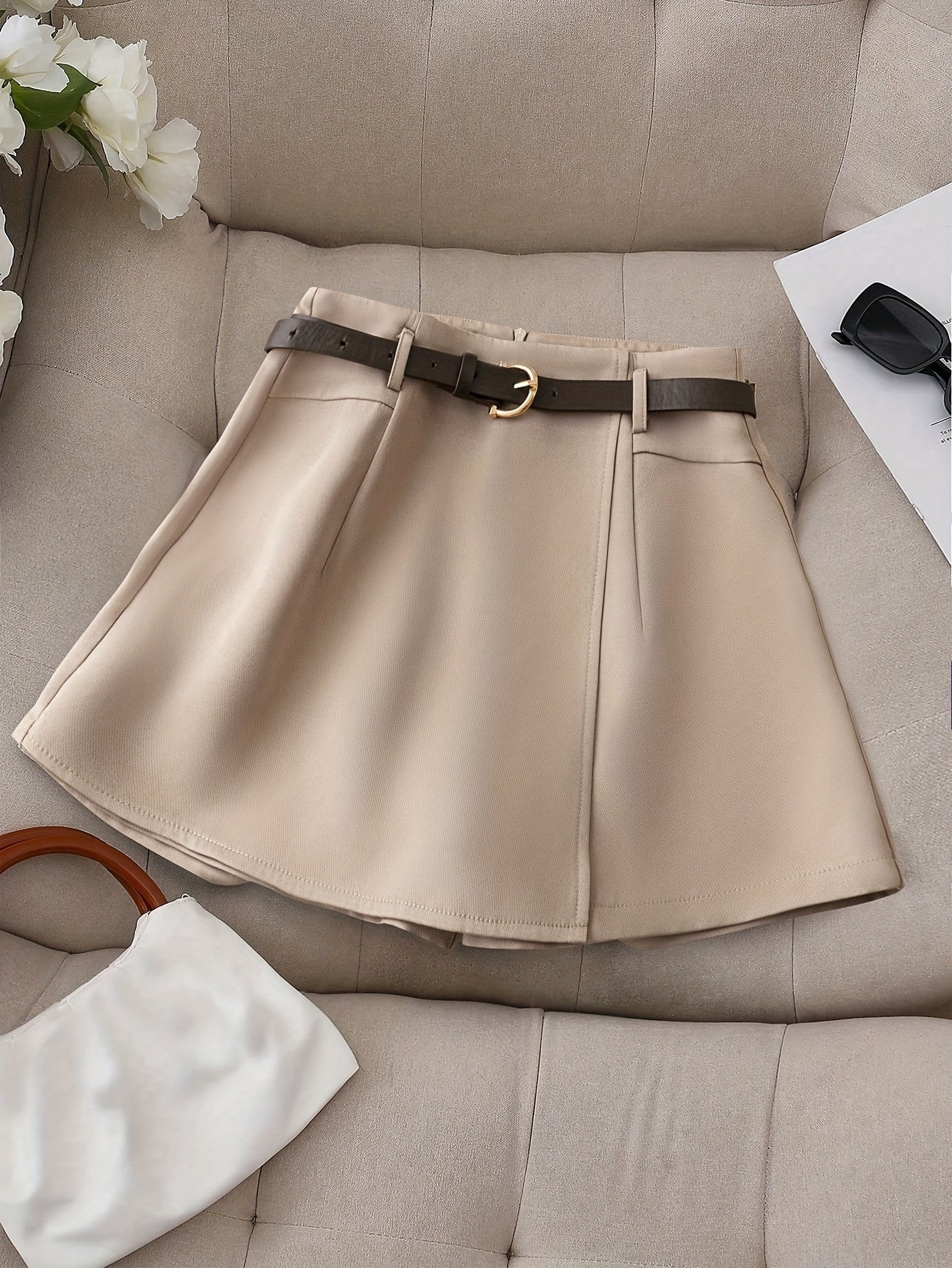 Women's Fashion Solid Color Shorts - Faux Pocket with Belt