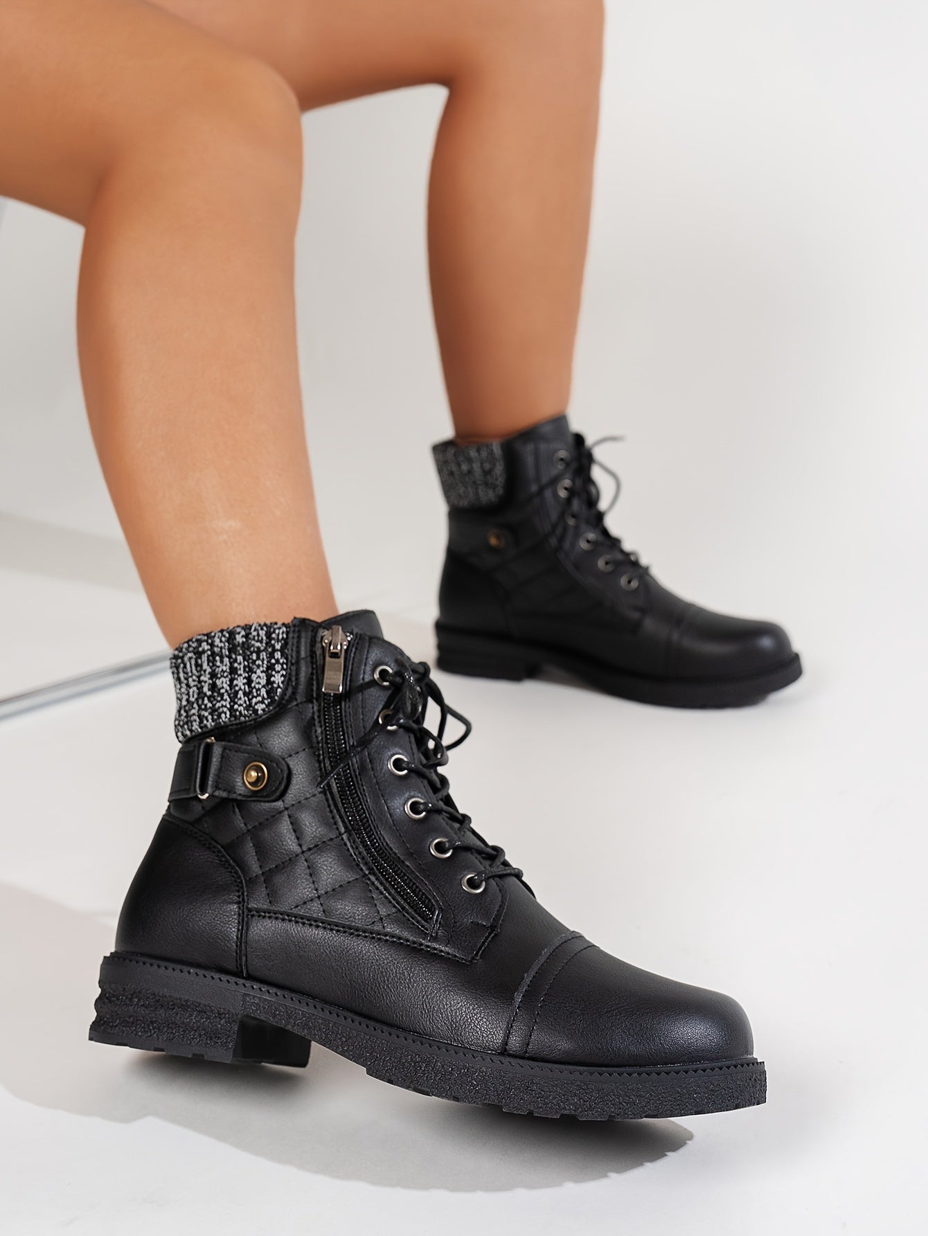 Women's Boots - Chunky Heel Lace-Up Side Zipper