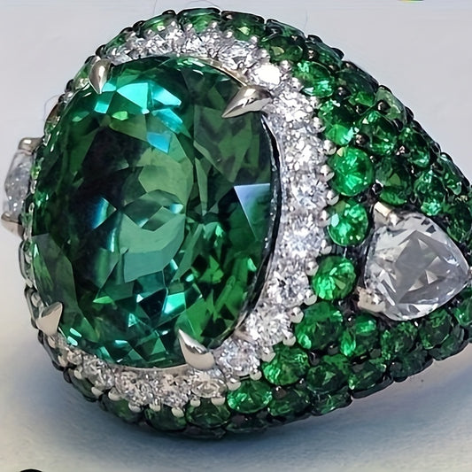 Luxurious Ring - Round Green Cubic Zirconia